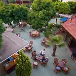 Hotel London