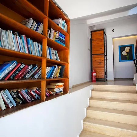 London אולודניץ