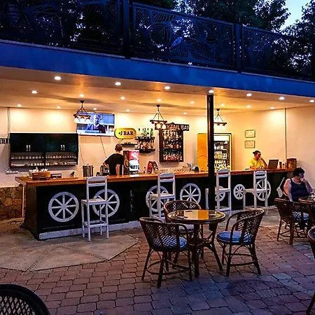 伦敦酒店 3* 厄吕代尼兹